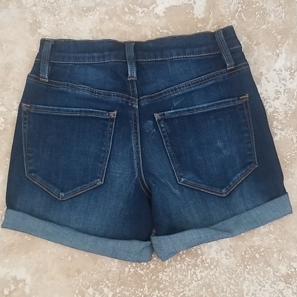 Mudd Midi Shorts - Picture 2 of 3
